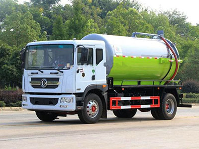 国六东风多利卡D9吸污车(12方)