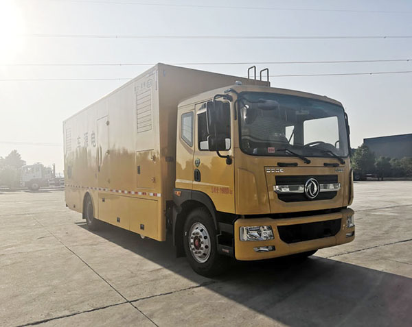 东风D9电源车