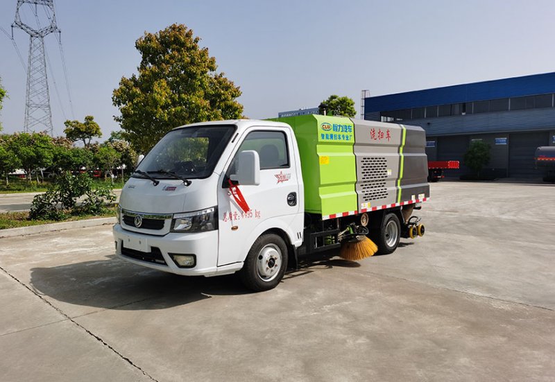 程力扫路车