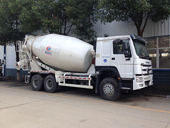 国五重汽豪沃8-12方搅拌车